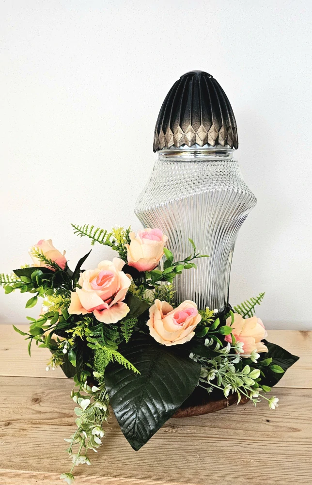 Náhrobná ikebana ružová